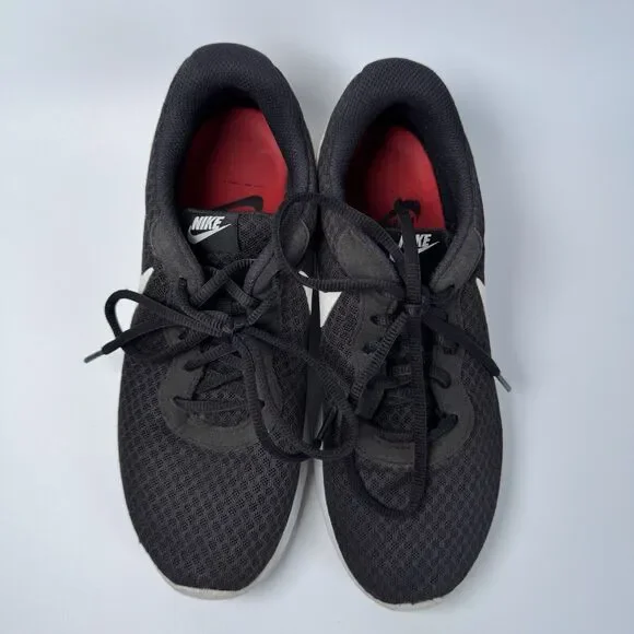 Nike Tanjun Running Shoes Black White 812655-011 Women’s 8 Lightweight Sneaker - Picture 3 of 9